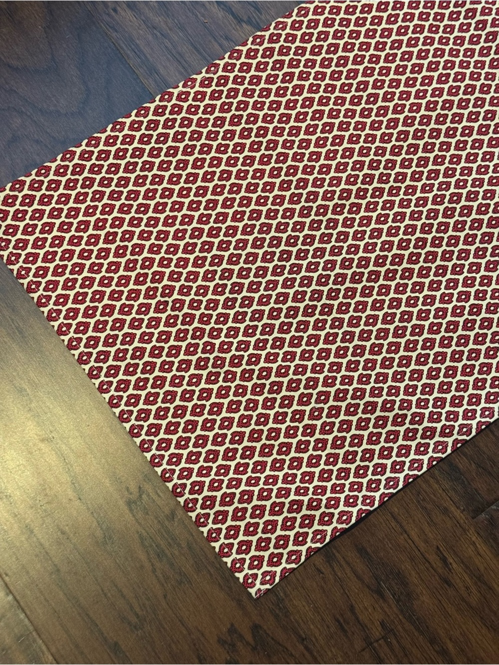 April Cornell Provence Avignon Table Runner Dark Red Excellent Condition 90''